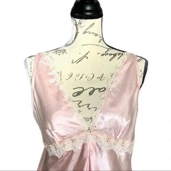 Vintage 1990s Women’s Size Large Madison Studio Intimates Pink Camisole Slip Top