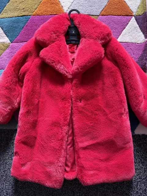 Monnalisa Red Girls Faux Fur Coat Age 5 Used Excellent Condition Designer 2