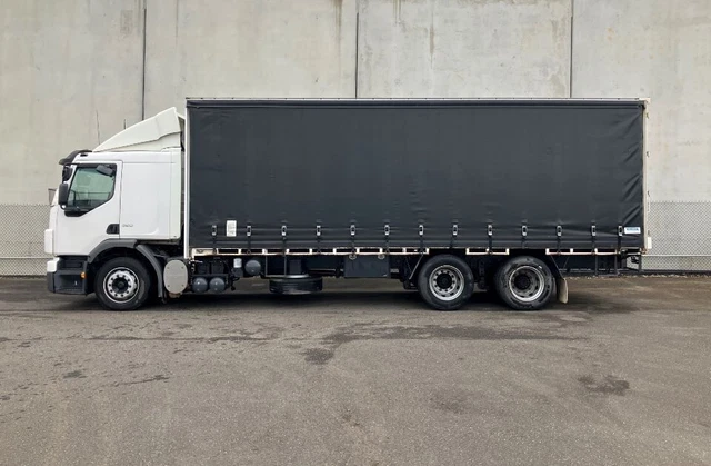 2007 VOLVO FE320 6x2 CURTAINSIDE TRUCK 2