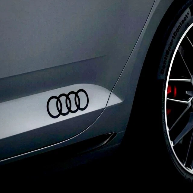 Accessori X Audi A4 2 Adesivi Logo AUDI In Vinile - Decalcomanie Per Gonna Auto, Personalizzabili Nel Colore Personalizzazione Auto UK