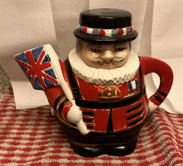 Novelty Beefeater Teapot