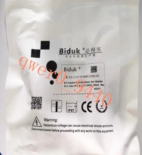 1PC NEW Biduk Capacitive proximity switch sensor C1CF-M1808N-O3S2-55