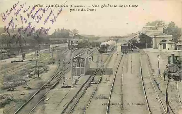 33 - Libourne - Vue Générale de la Gare prise du Pont - Animée - Trains - CPA -