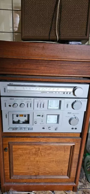 akai stereoanlage mit cassette und Plattenspieler