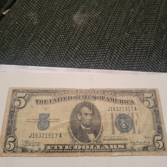 *1934-A ! $5 Silver Certificate! VF. ! OLD US CURRENCY! NICE!