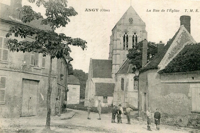 Carte ANGY La rue de l'Eglise Enfants et soldats