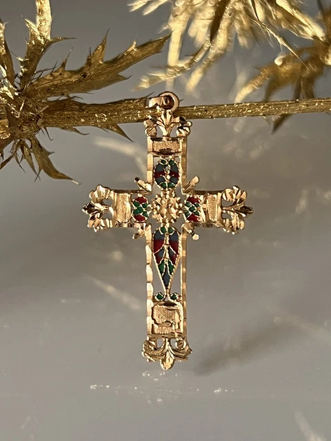 Tata Gisèle Pendentif Croix Potencée Scout Plaqué Or 18 Carats - 15x15 Mm Avec Sachet Velours