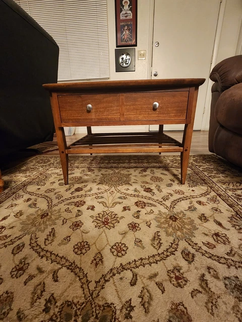 Lane Altavista Mid Century Modern One-Drawer Walnut Side Table/ Magazine Rack Lane Altavista Mid Century Modern One-Drawer Walnut Side Table/ Magazine Rack