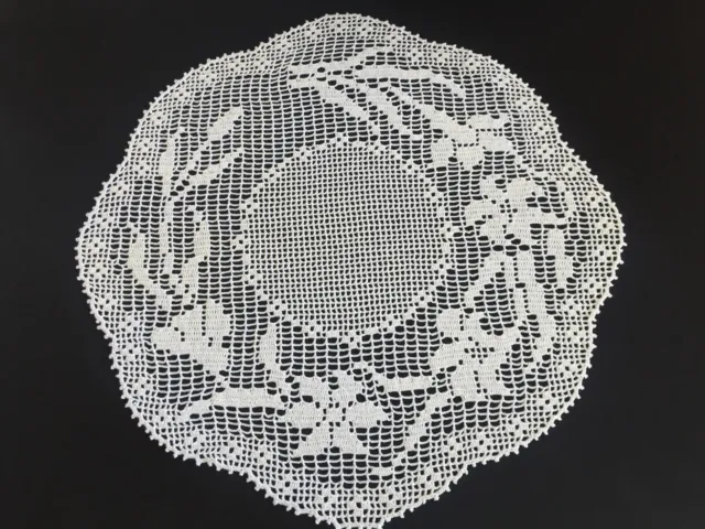 Mary Card LACEY LILY Round Mat Filet Crochet Lace Mat Set 1928 Crochet Book No 7