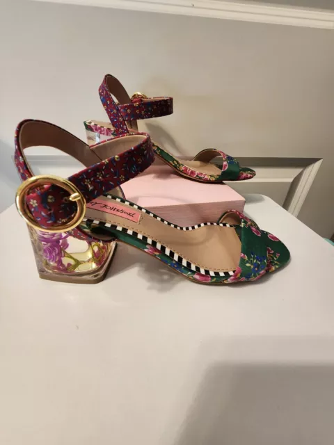 Betsy Johnson Womens Possie Multicolor Floral Slip On Platform Heels Size 7.5