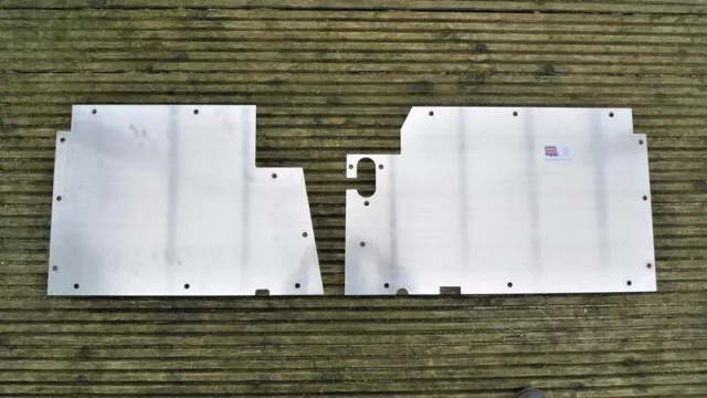 Land Rover Léger Sol Plaquettes Panneaux 3mm 335666 335667 Série 2 2a 3