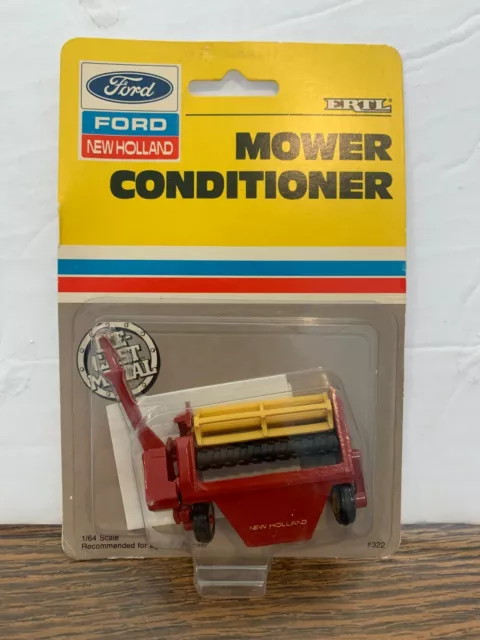 Ertl Ford New Holland Mower Conditioner #322, 1/64 scale, NIP