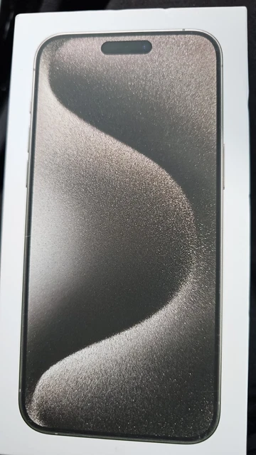 Apple iPhone 15 Pro Max - 256GB - Natural Titanium (Unlocked)