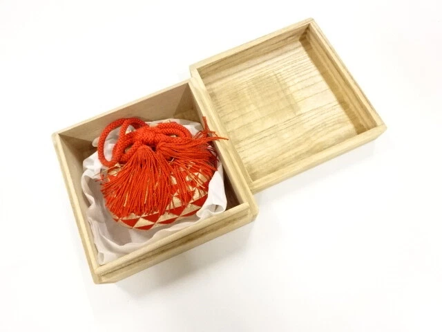 6473334: Japanese Kimono / Antique Decoration For Shichi-Go-San