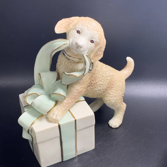 Lenox Dog Figurine Lab Retriever Puppy Opening Present Simply Irresistable