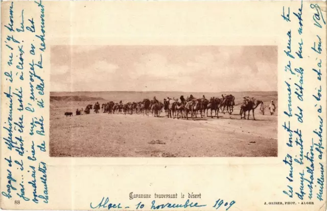 CPA AK Geiser 88 Caravane traversant le Désert ALGERIA (705561)