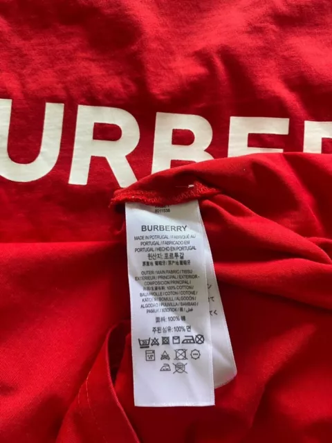 Vtg Burberry London England~ Men M ~ T-Shirt ~ Red