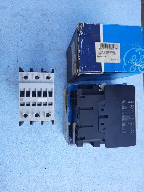 Contactor GE CL 06 A300R 24V 60Hz /#R M08T 3325