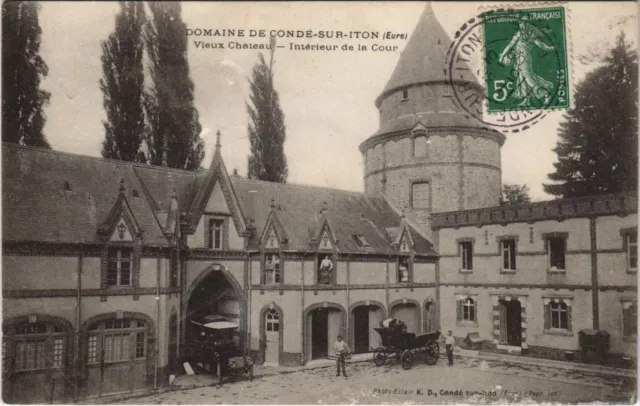 CPA Domaine de CONDÉ-sur-ITON - Vieux Chateau - Intérieur de la Cour (160691)