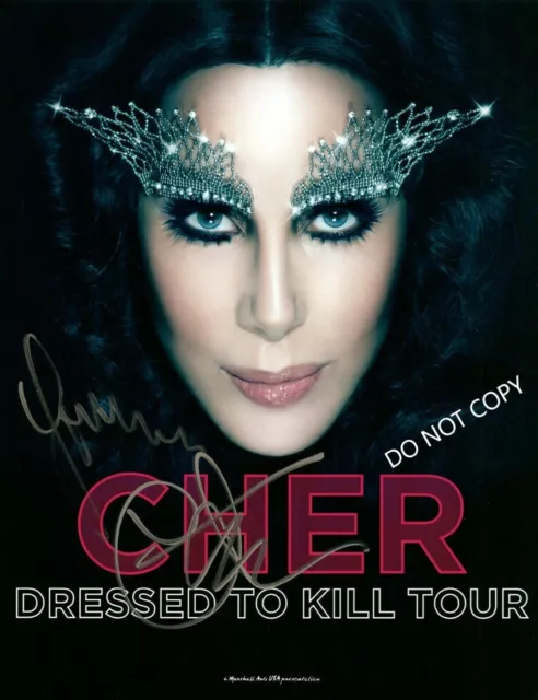 Cher  8 x10" (20x25 cm) Autographed  Signed Photo 435