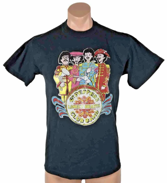 On This Day In History, June 1, 1967, Beatles Release Standout 'Sgt. Pepper's Lonely Hearts Club - Foto 8