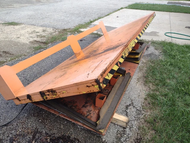 Scott Handling  ST-123-52-4 Tilt Table 123" x 51" Pneumatic Tilt Table