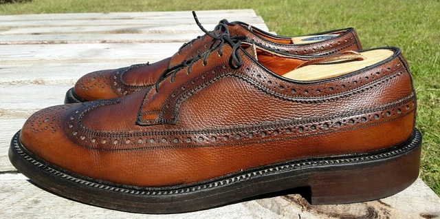 NUNN BUSH VINTAGE Brown Longwing Wingtip Vibram Shoes Men s Size