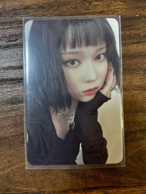 AESPA WINTER SYNK Hyper Line Purple Fur Bag Trading Card