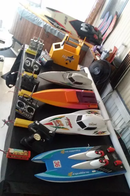 LOT RC BOAT Remote Control Boats your own race team great hobby for ...