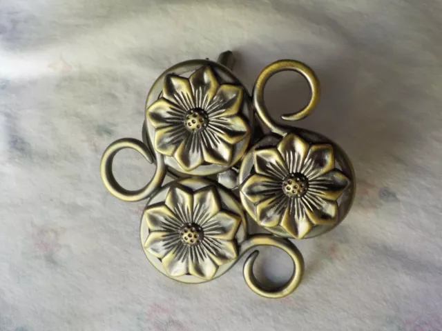 Antique Brass Curtain Drapery Tiebacks ~ Qty. 2 ~ Large Daisies & Scrolls 2