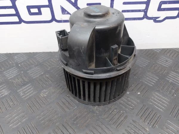 5481FB0005280 Frankberg Pulseur d'air habitacle pour véhicules avec/sans climat. pour FORD FOCUS, MONDEO | AUTODOC prix et avis