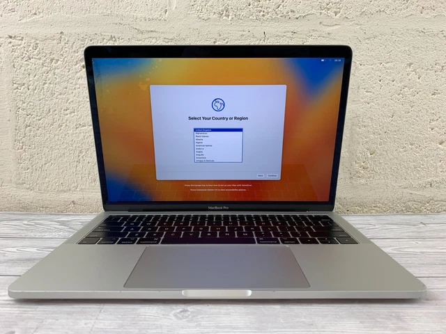 Apple MacBook Pro 13,3" metà 2017 - Core i5 2,3 GHz - 16 GB DDR3 - 256 GB flash