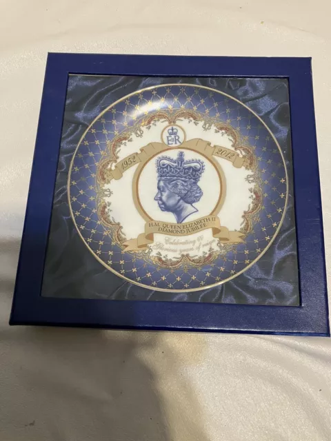 Queen Elizabeth Diamond Jubilee Plate
