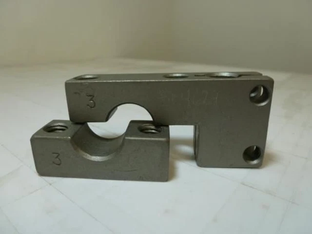 198719 New-No Box; Nordson 504629 Rod Clamp