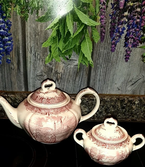 Villeroy Boch Teekanne und Zuckerdose Burgenland