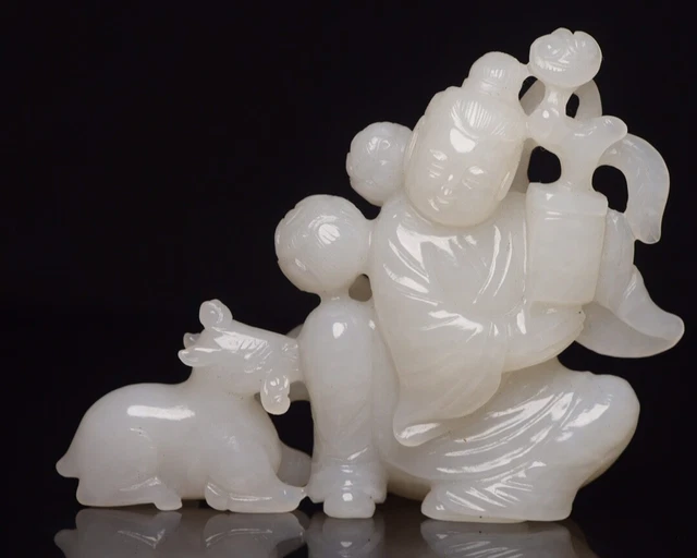 Chinese Exquisite Handmade Figure carving Hetian Jade Statue