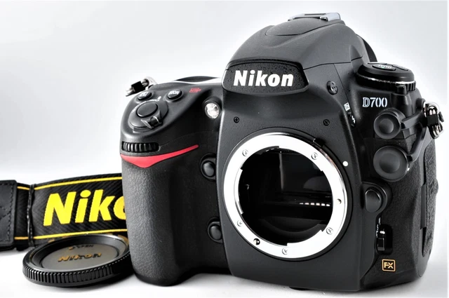 Nikon D700 12.1 MP Digital SLR Camera w/ Strap From JAPAN 【MINT SC 19%】 #629