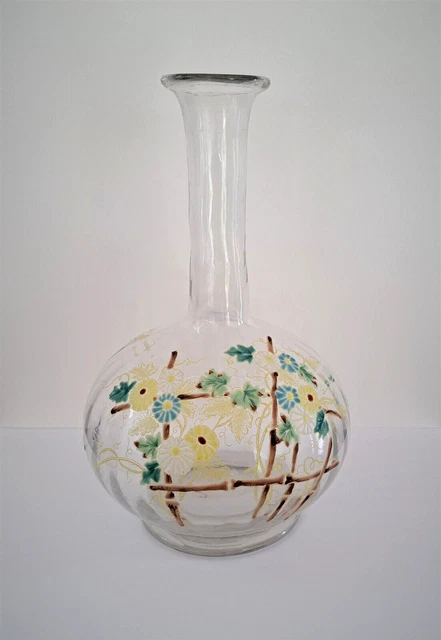 Rare carafe en verre émaillé modèle Japonais décor hirondelles Legras vers 1900