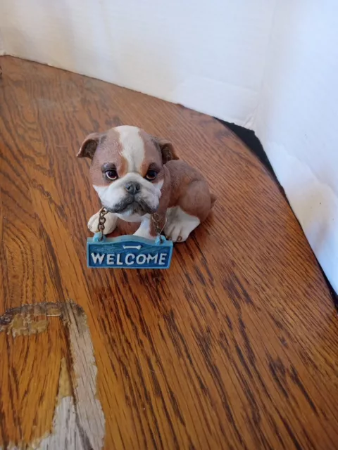 Sitting Bulldog With Sign