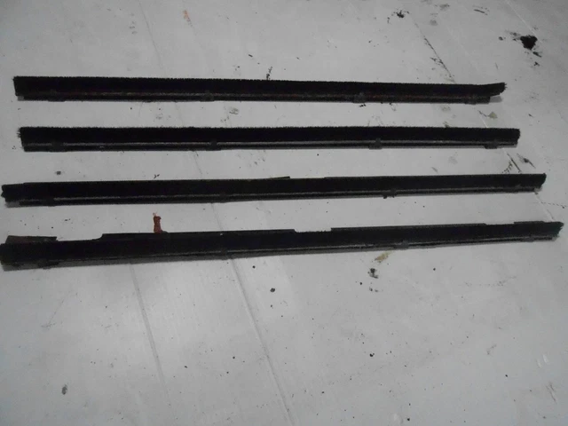 Jaguar MK2 Daimler V8 1959-69 Rear Window Rubber Seal (BD16992) - Made In UK