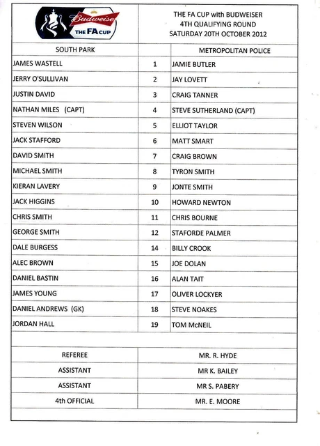 Programme De Match Vintage - Crawley Town Vs Metropolitan Police - FA Trophy 1972