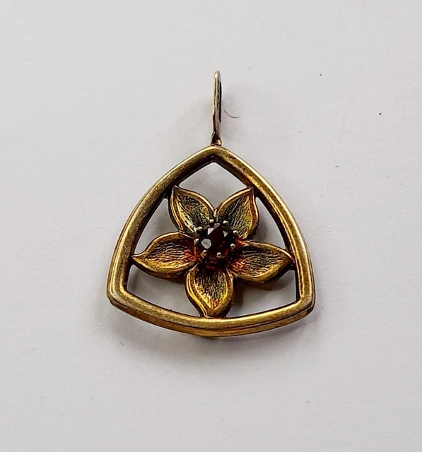 Pendentif Main et Symbole de la vie Haï Or 18K | Alda
