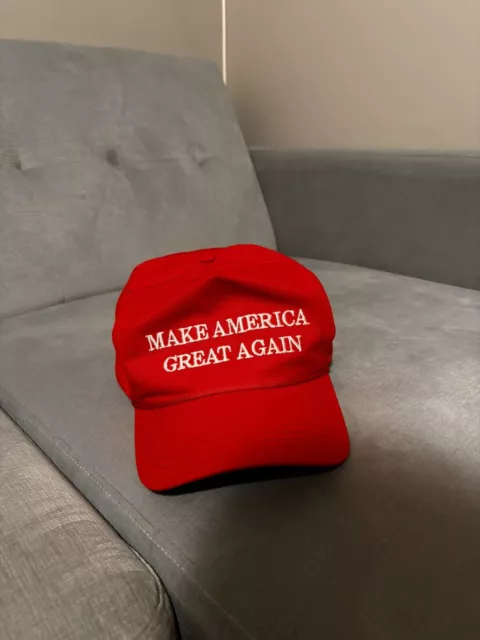 AUTHENTIC original Cali Fame Donald Trump Make America Great Again MAGA Hat