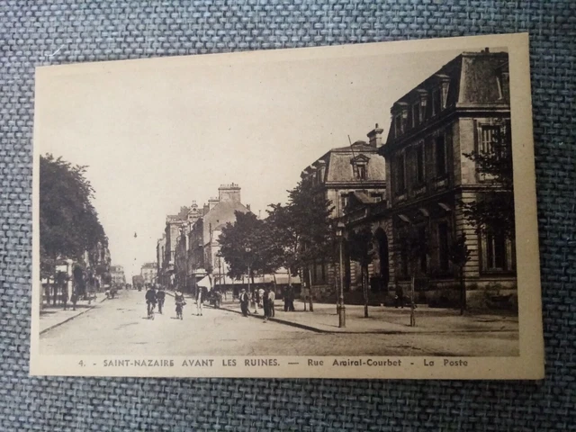 Cpa Saint Nazaire Rue Amiral Courbet La Poste