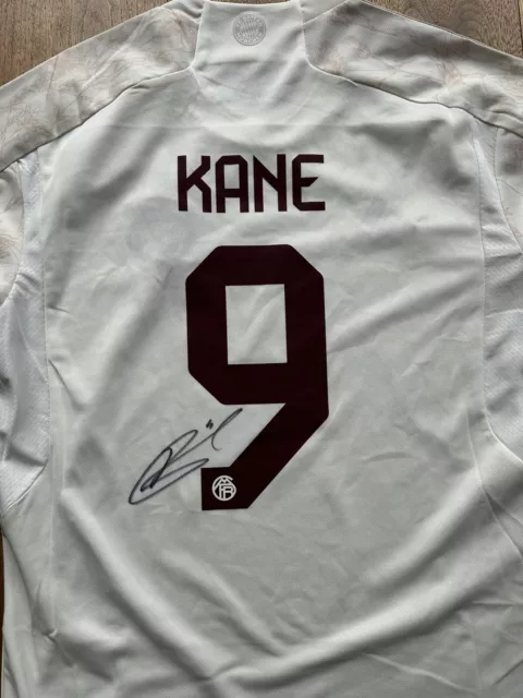 Signed Harry Kane FC Bayern Munich CL jersey 2023/2024 original M