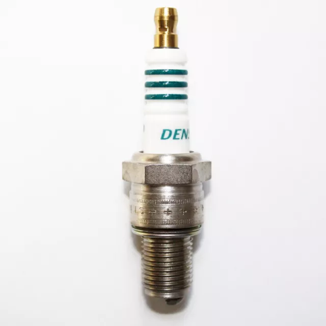 Denso IW31 Spark Plug 5319 Iridium Power Replace 067700-8920 BR10EG