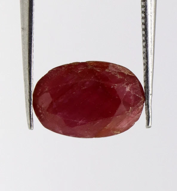 Pierre précieuse en vrac naturelle 26,40 ct de couleur rouge rubis