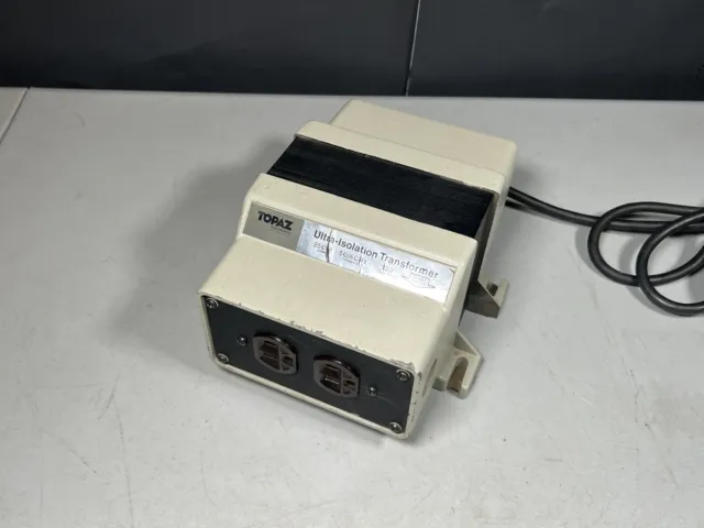 Topaz 91092-12 Line Noise Suppressing Ultra-Isolator .005pF - 2 Outlets - 250 VA