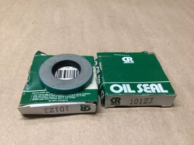 Lot of 2 Chicago Rawhide CR 10123 Oil Seal #121H28