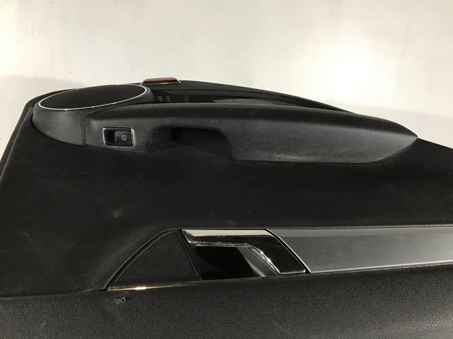 Baguette de porte arriere droite MERCEDES CLASSE C 203 PHASE 1 BREAK